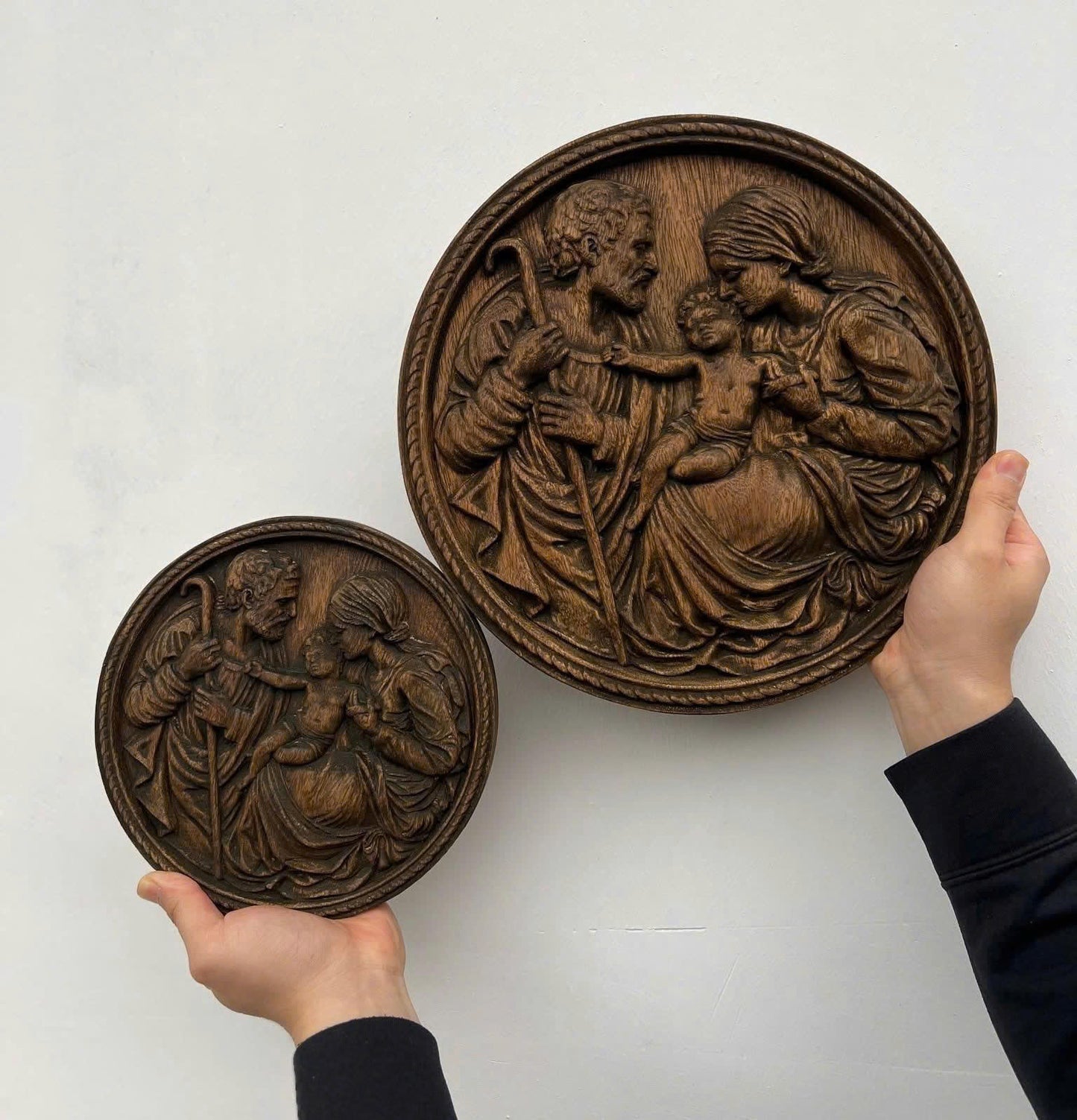 Talla de madera de la Sagrada Familia | Icono de madera, regalo cristiano | Tamaño: 20 cm y 30 cm