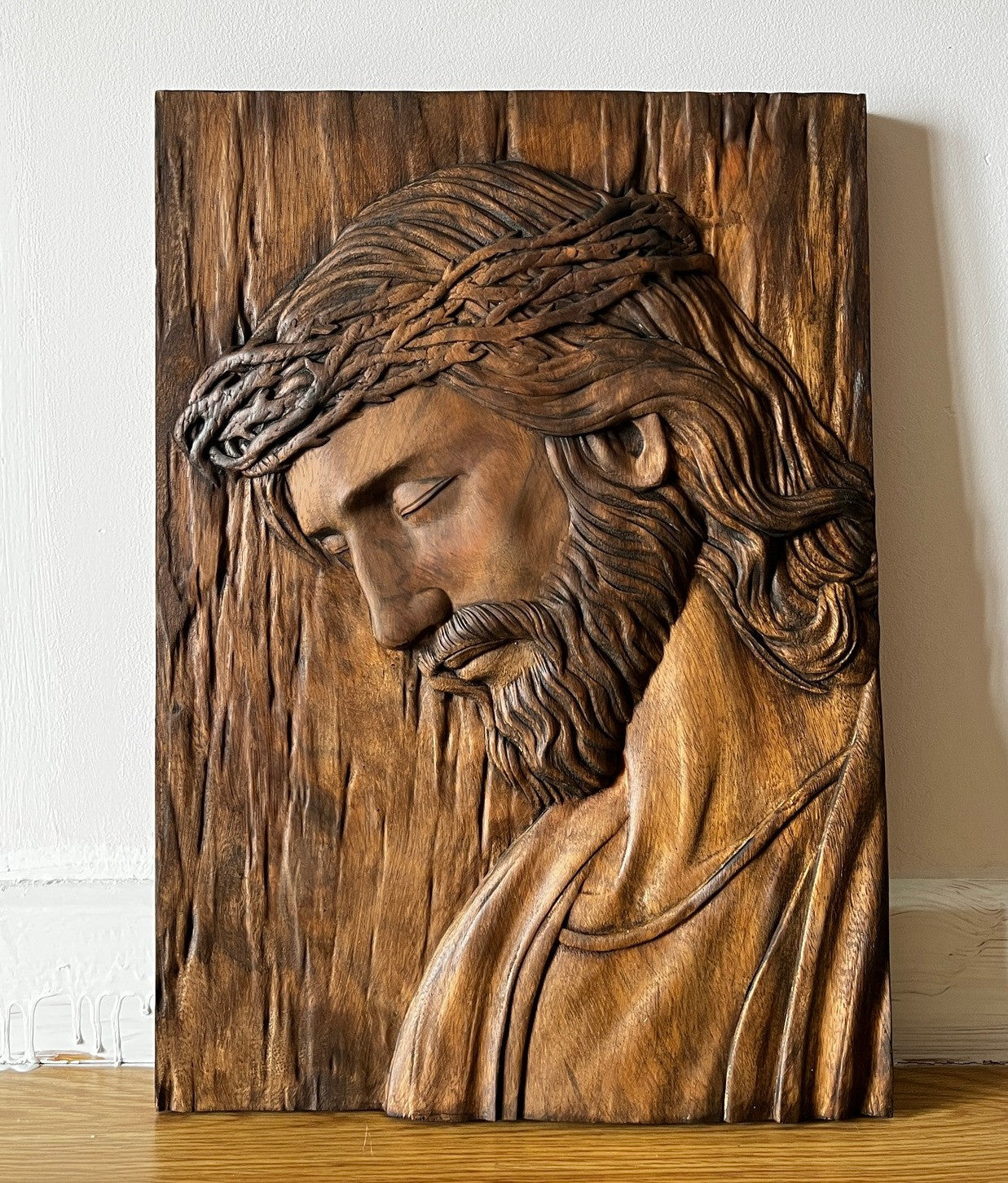 Handcrafted wooden carved wall plaque Jesus wearing the crown of Thorns - Religious icon